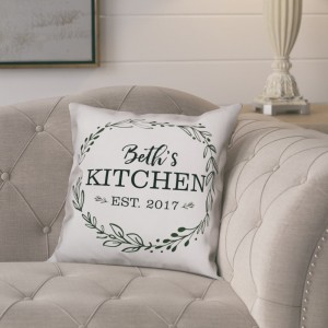 Gracie Oaks Bloomfield Kitchen Wreath Throw Pillow GRCS2786
